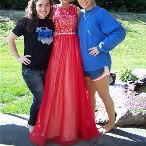 Red Prom dress
